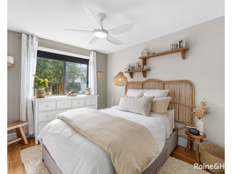 11 Heard Avenue, Shoalhaven Heads NSW 2535