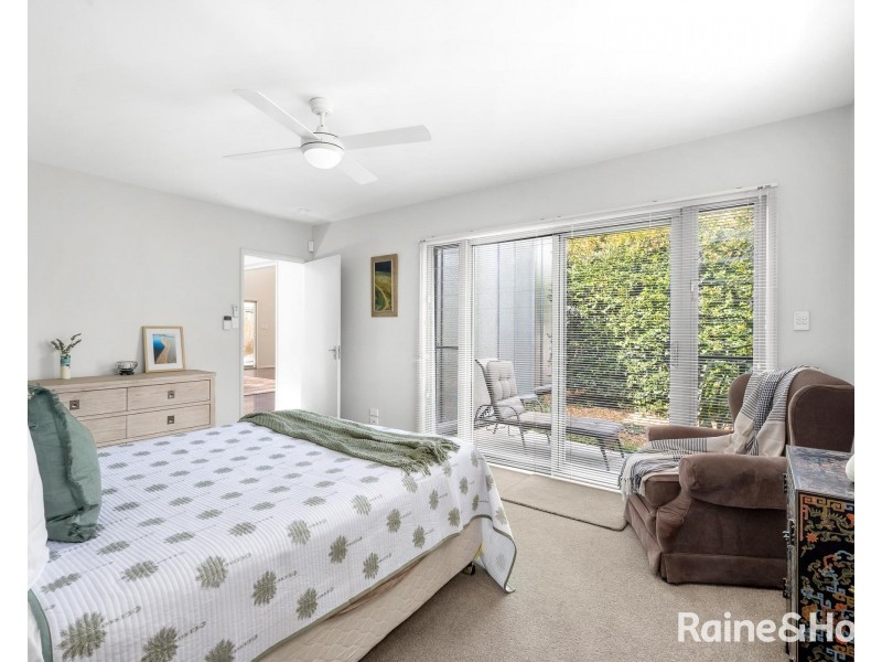 2 McIntosh Street, Shoalhaven Heads NSW 2535