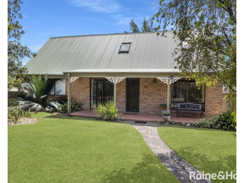 83 Scott Street, Shoalhaven Heads NSW 2535