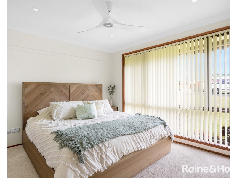22 Golden Hill Avenue, Shoalhaven Heads NSW 2535