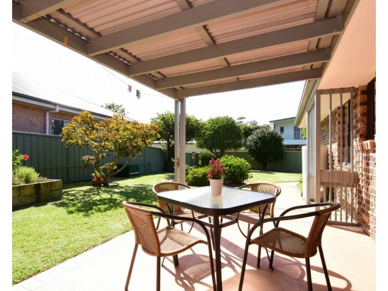 36 Oval Drive, Shoalhaven Heads NSW 2535