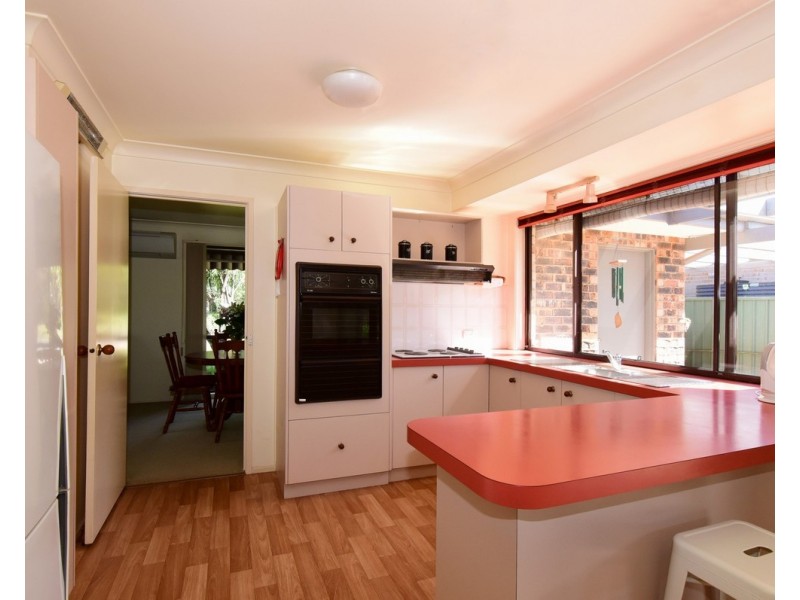 36 Oval Drive, Shoalhaven Heads NSW 2535