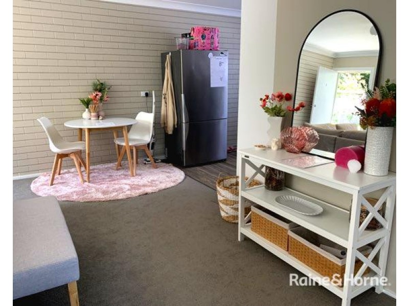 1/8 Crest Ave, North Nowra NSW 2541