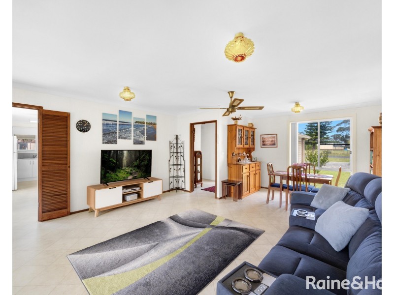 49 Davenport Road, Shoalhaven Heads NSW 2535