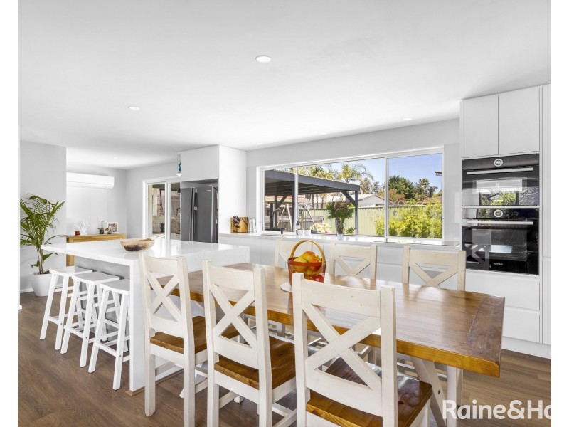 2 Woolstencraft Street, Shoalhaven Heads NSW 2535