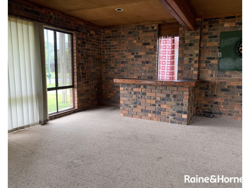 42 Shackleton Street, Shoalhaven Heads NSW 2535