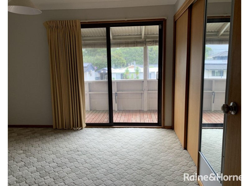 42 Shackleton Street, Shoalhaven Heads NSW 2535