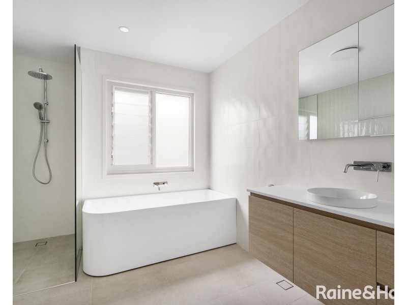 19B River Road, Shoalhaven Heads NSW 2535