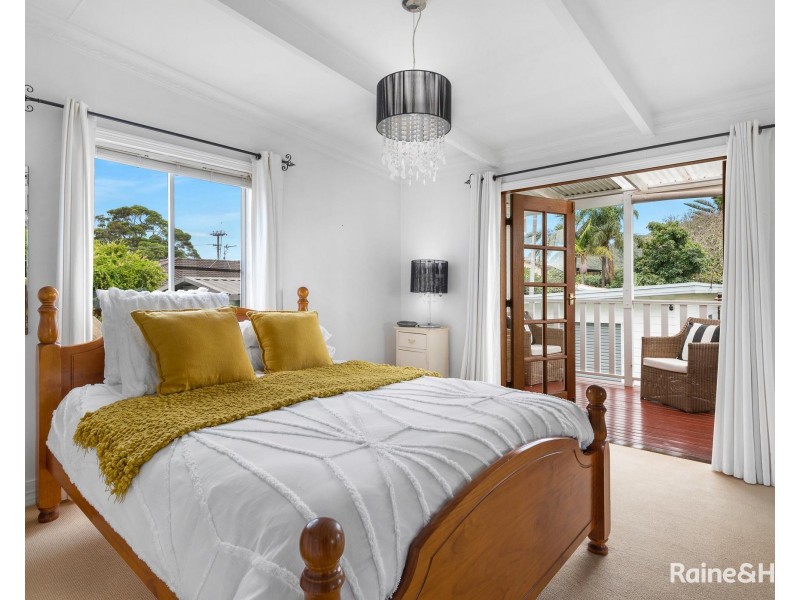1 Oval Drive, Shoalhaven Heads NSW 2535
