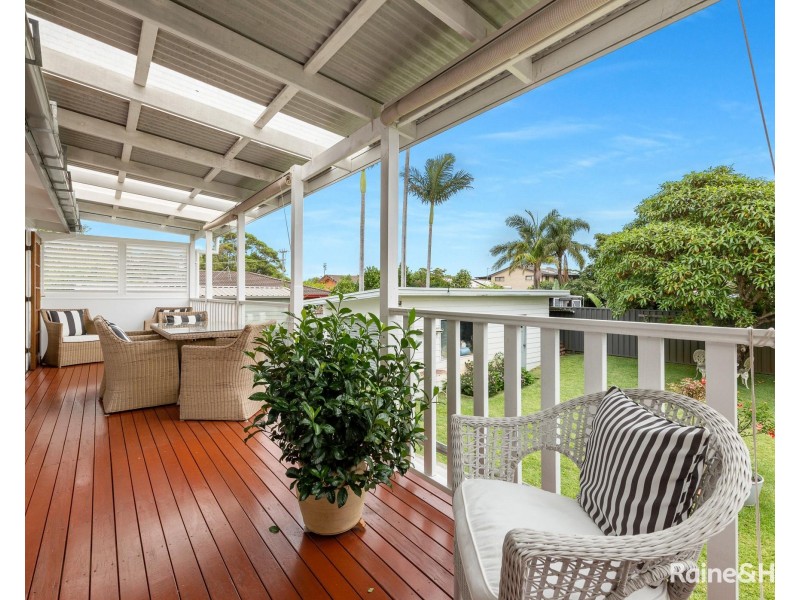 1 Oval Drive, Shoalhaven Heads NSW 2535