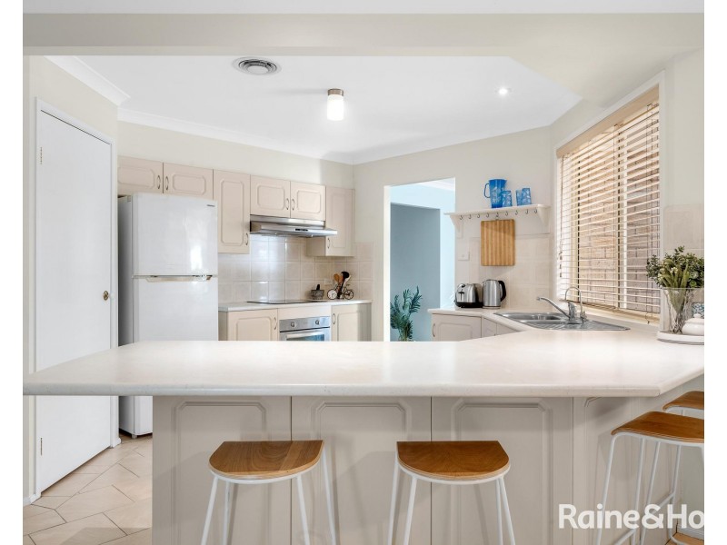 30 Bolt Street, Shoalhaven Heads NSW 2535