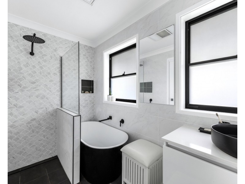 21 Bass Road, Shoalhaven Heads NSW 2535