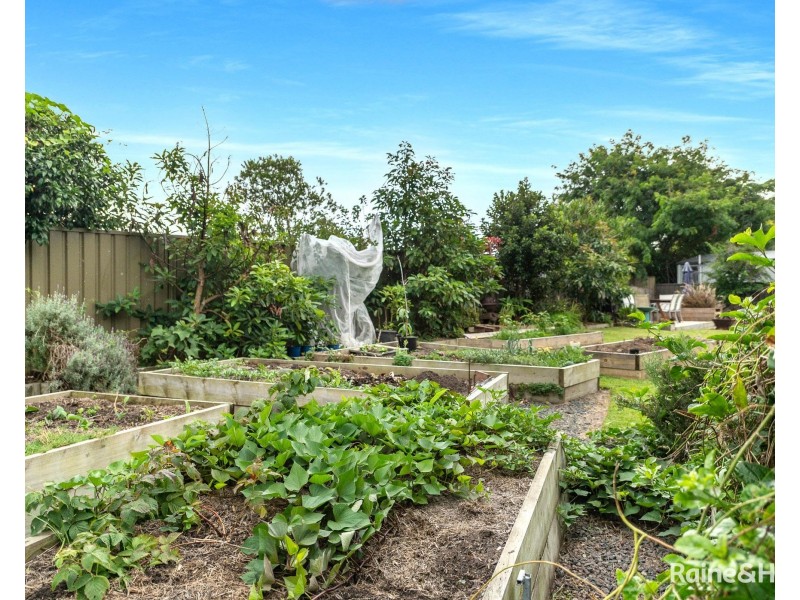 21 Bass Road, Shoalhaven Heads NSW 2535