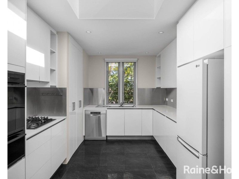 2 McIntosh Street, Shoalhaven Heads NSW 2535