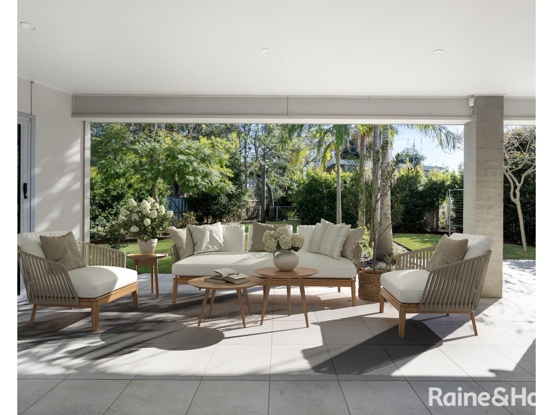 2 McIntosh Street, Shoalhaven Heads NSW 2535