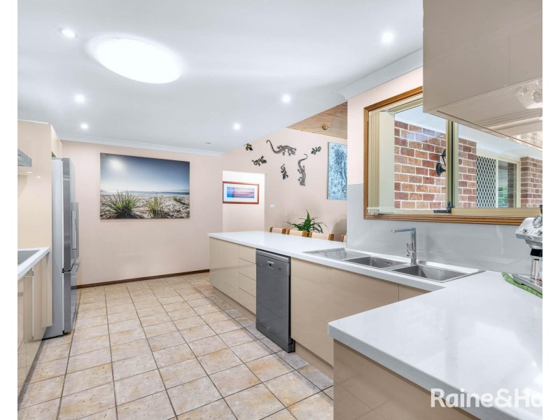 4 Wells Place, Shoalhaven Heads NSW 2535