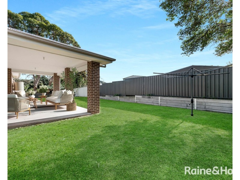13A Renown Avenue, Shoalhaven Heads NSW 2535