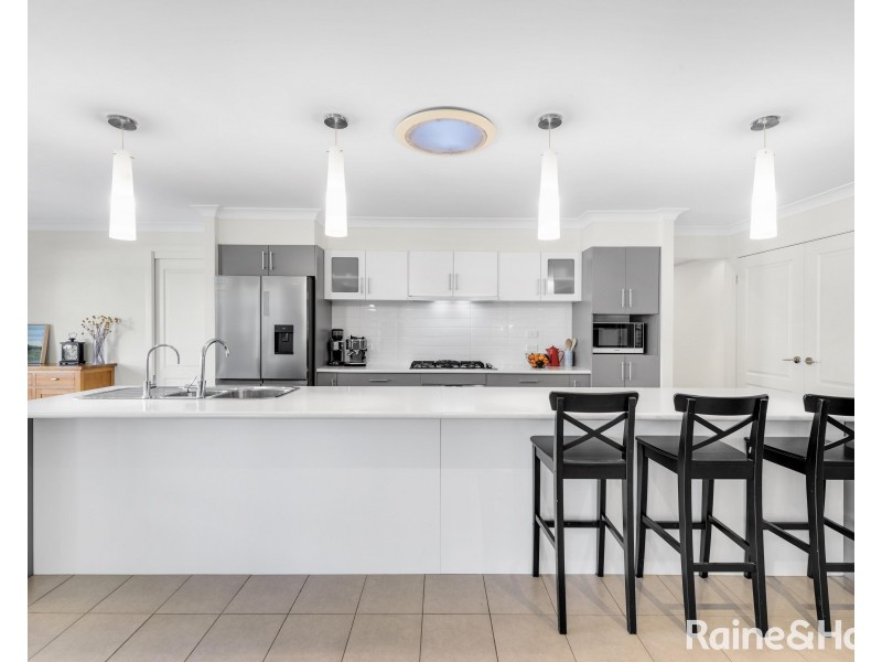 62 Emerald Drive, Meroo Meadow NSW 2540