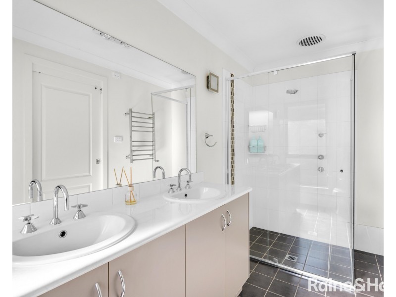 62 Emerald Drive, Meroo Meadow NSW 2540