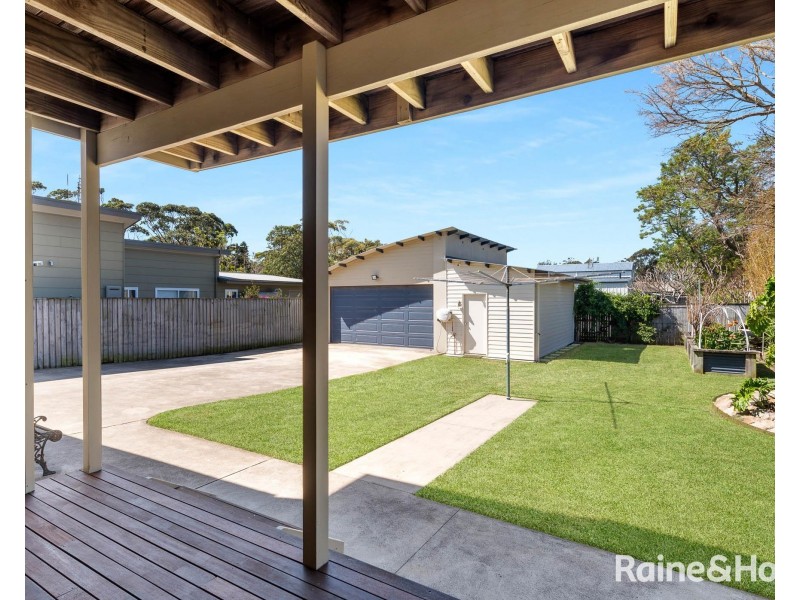 14 Lloyd Street, Shoalhaven Heads NSW 2535