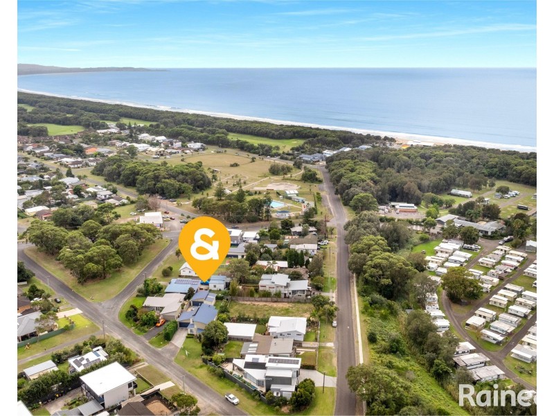14 Lloyd Street, Shoalhaven Heads NSW 2535