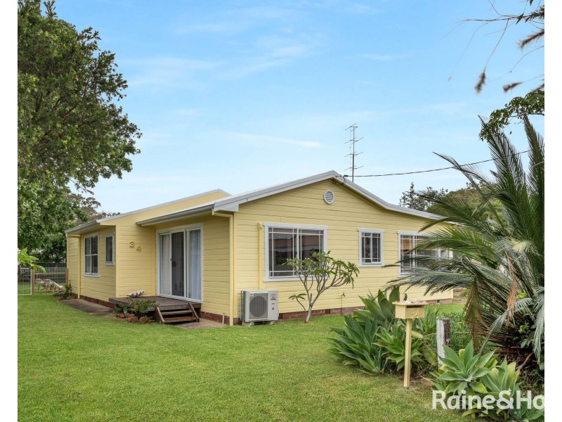 34 Aspinall Street, Shoalhaven Heads NSW 2535