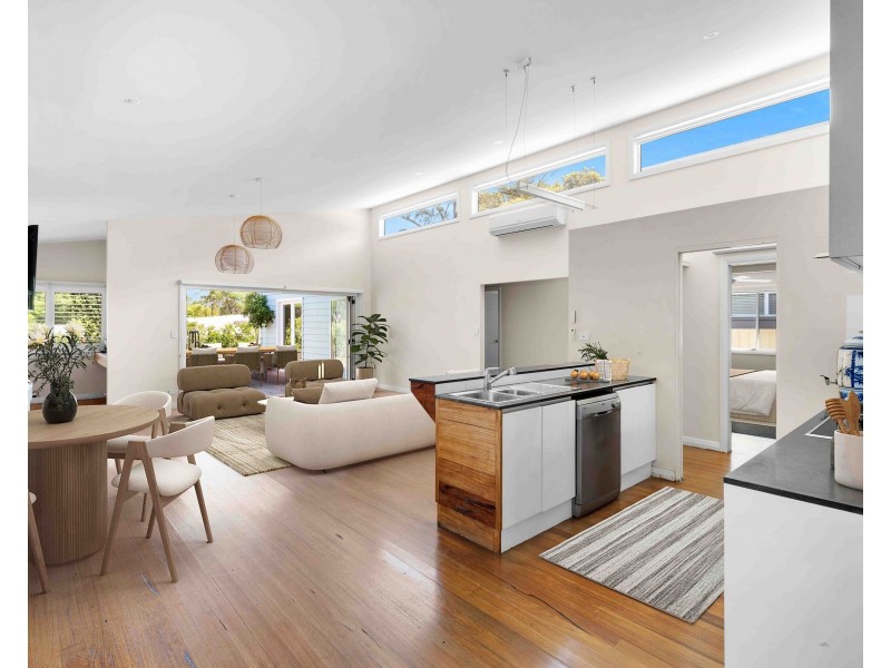 18 Scott Street, Shoalhaven Heads NSW 2535