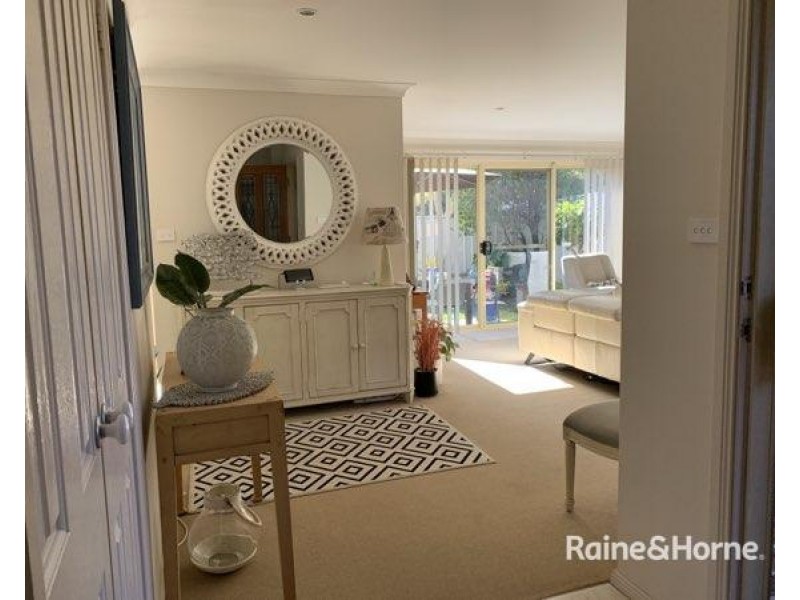 2/143 Scott Street, Shoalhaven Heads NSW 2535