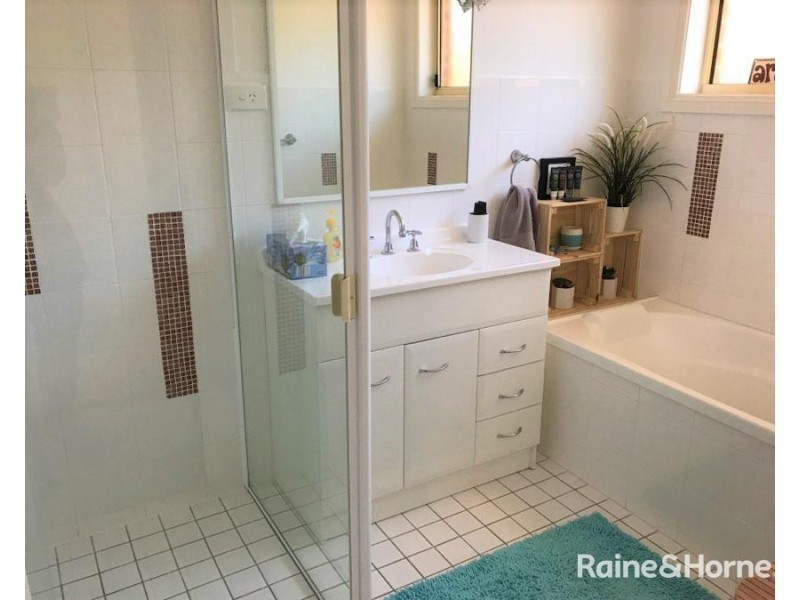 2/143 Scott Street, Shoalhaven Heads NSW 2535