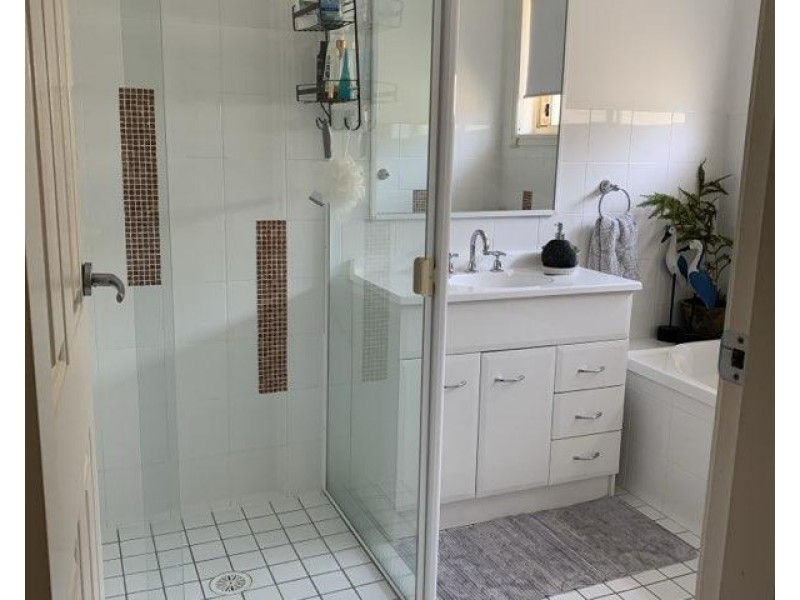 2/143 Scott Street, Shoalhaven Heads NSW 2535