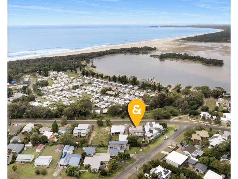 24 McIntosh Street, Shoalhaven Heads NSW 2535