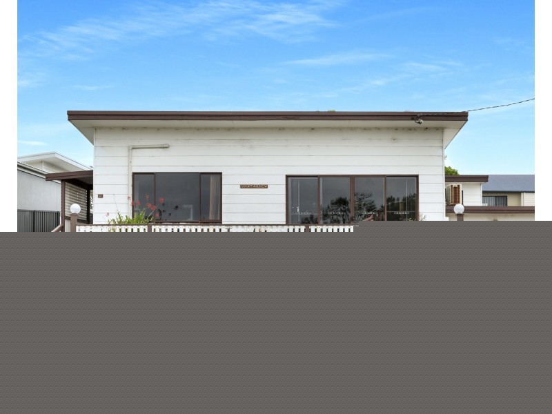 24 McIntosh Street, Shoalhaven Heads NSW 2535