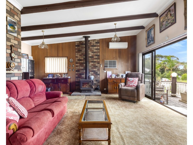 24 McIntosh Street, Shoalhaven Heads NSW 2535