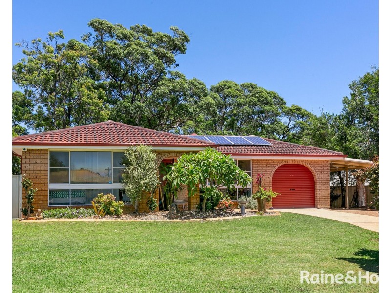 17 Wells Place, Shoalhaven Heads NSW 2535