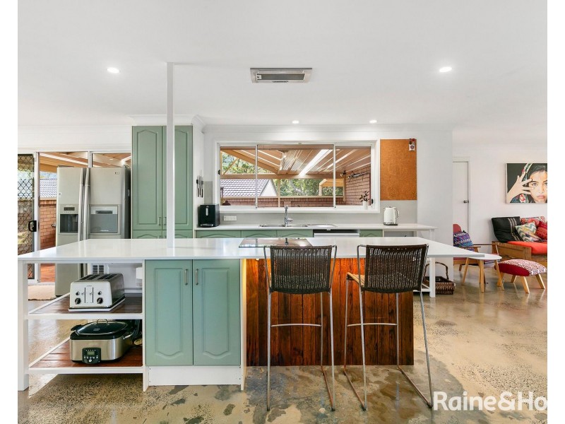 17 Wells Place, Shoalhaven Heads NSW 2535