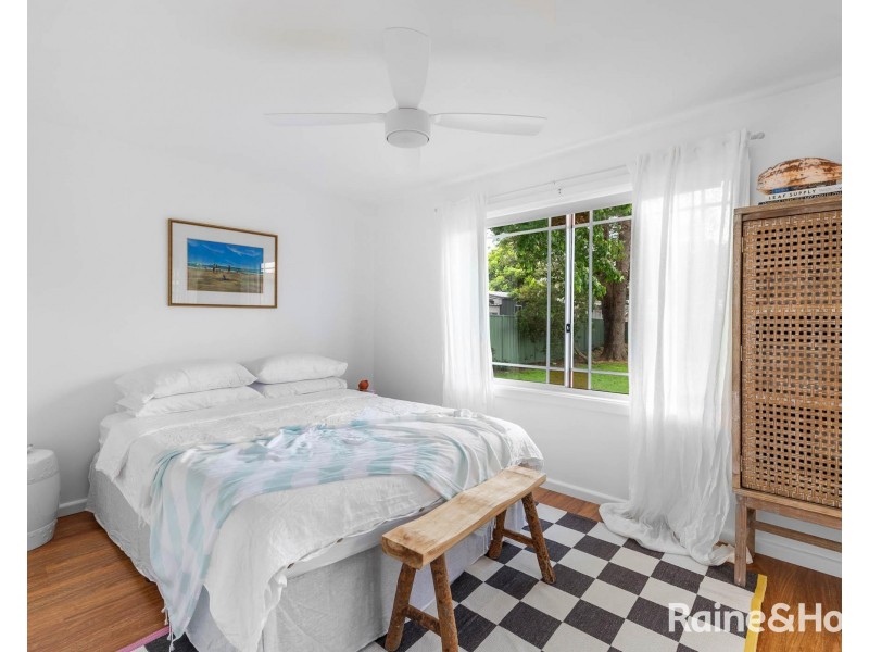 34 Aspinall Street, Shoalhaven Heads NSW 2535