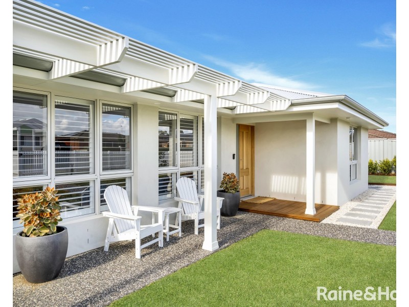 22 Golden Hill Avenue, Shoalhaven Heads NSW 2535