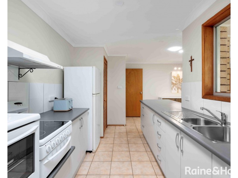 2 Oval Drive, Shoalhaven Heads NSW 2535