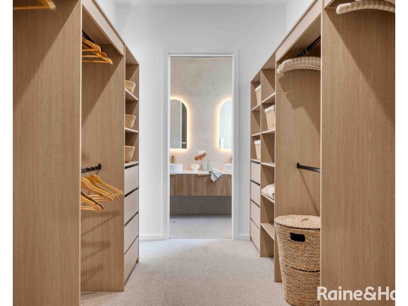 1 Explorer Boulevard, Shoalhaven Heads NSW 2535