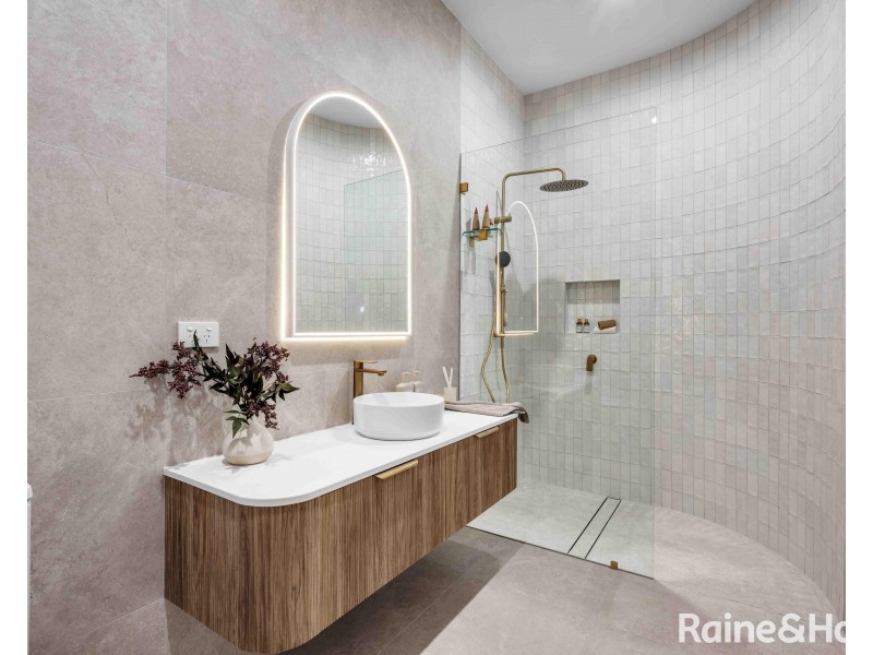 1 Explorer Boulevard, Shoalhaven Heads NSW 2535
