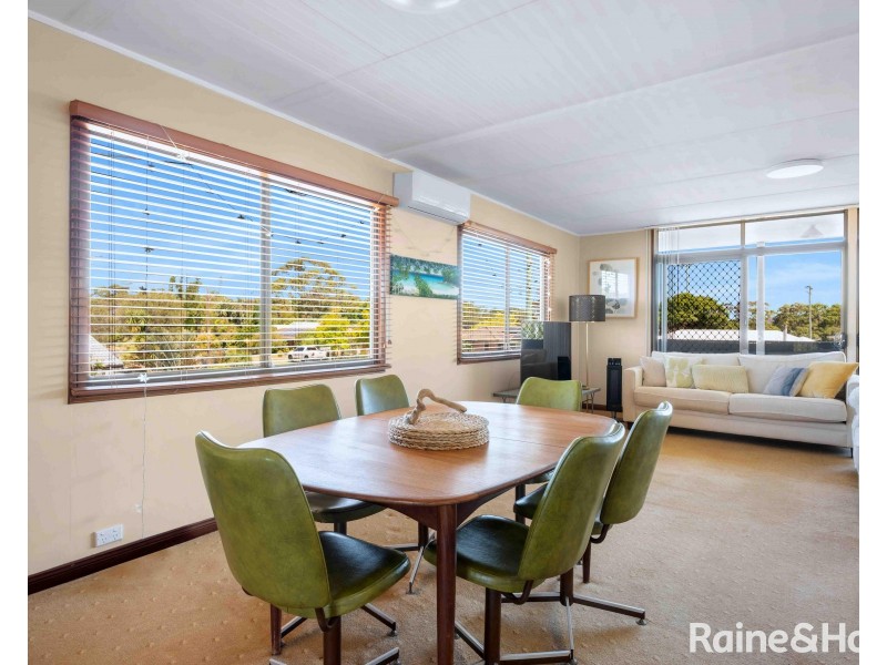 111 Scott Street, Shoalhaven Heads NSW 2535