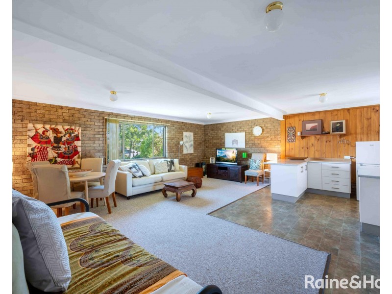 111 Scott Street, Shoalhaven Heads NSW 2535