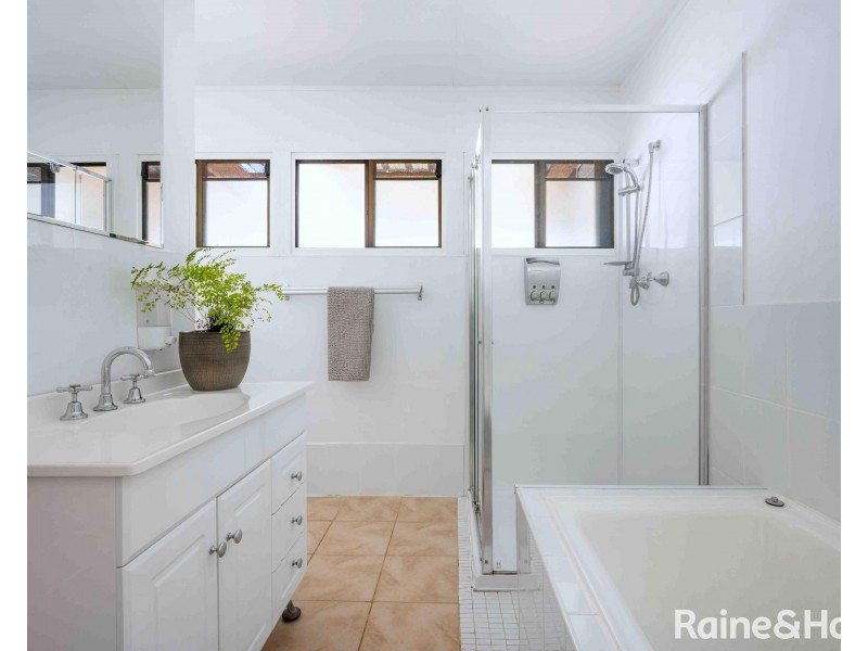 111 Scott Street, Shoalhaven Heads NSW 2535