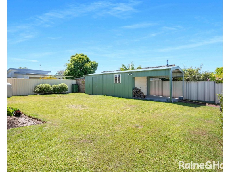 111 Scott Street, Shoalhaven Heads NSW 2535