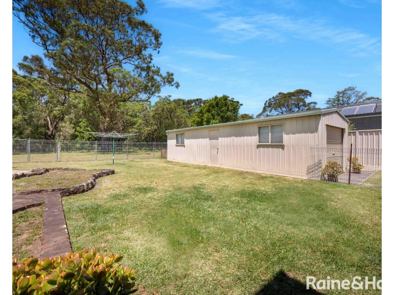 42 Shackleton Street, Shoalhaven Heads NSW 2535