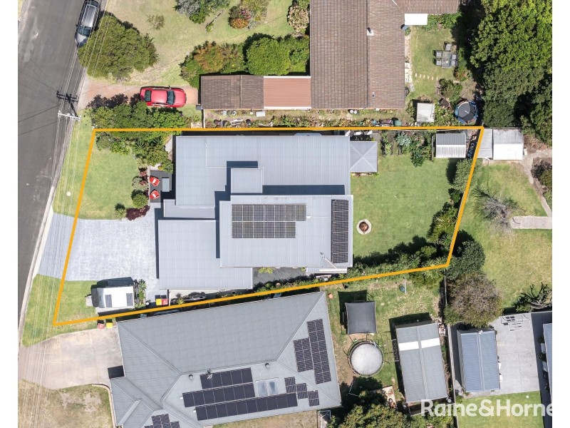 33 Shackleton Street, Shoalhaven Heads NSW 2535