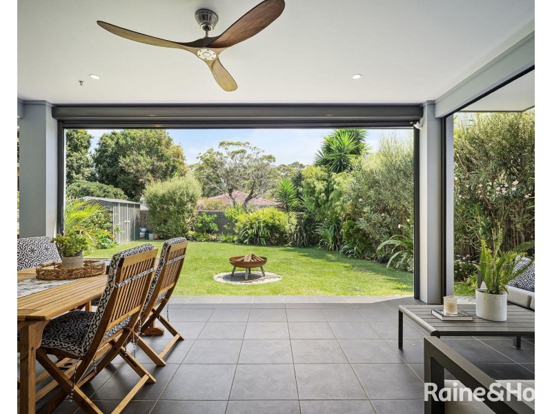 33 Shackleton Street, Shoalhaven Heads NSW 2535