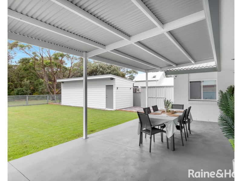 12 Bass Road, Shoalhaven Heads NSW 2535