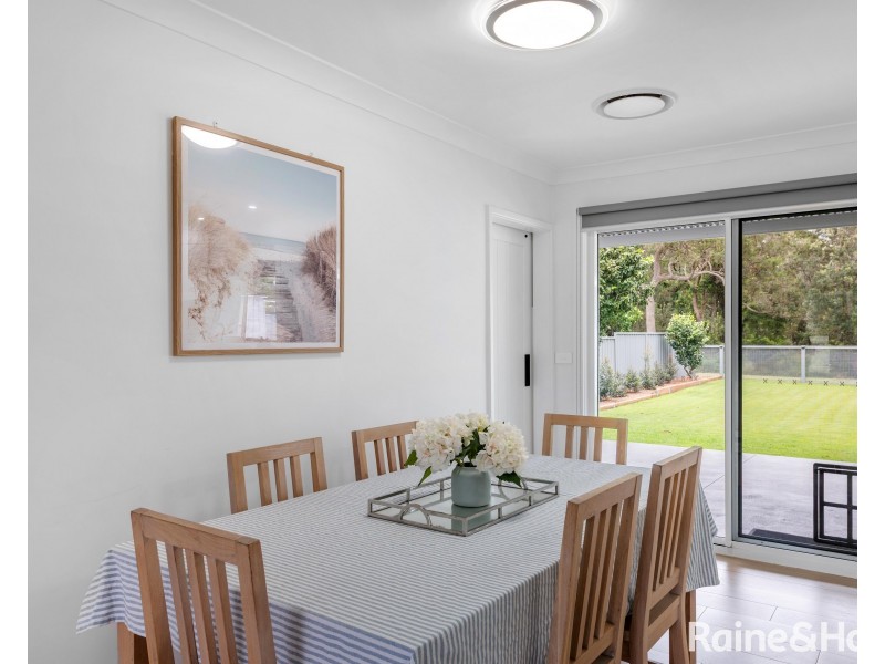 12 Bass Road, Shoalhaven Heads NSW 2535