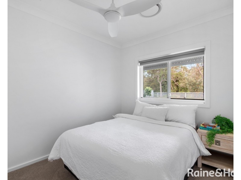 12 Bass Road, Shoalhaven Heads NSW 2535